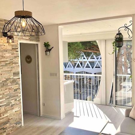 Grand studio cabine 30 m² centre ville, refait à neuf pour vous ! Climatisé La Grande-Motte Exterior foto